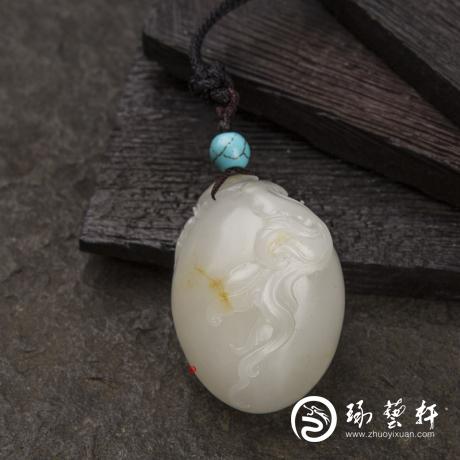 【琢艺轩】新疆和田玉黄皮白玉籽玉挂件 抬头见喜 24.8克