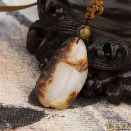 【琢艺轩】新疆和田玉红皮白玉籽玉挂件(独籽)汉江临眺 12.8克