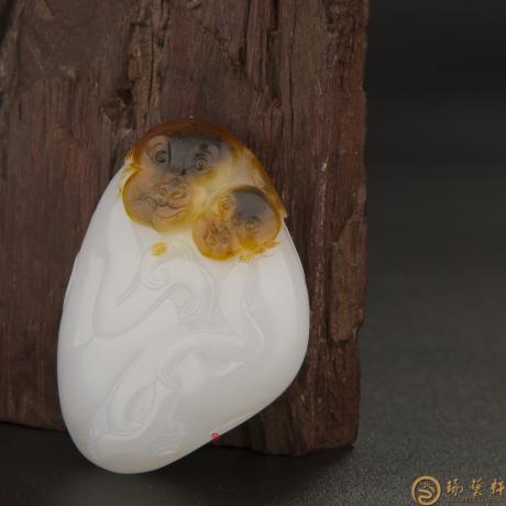 【琢艺轩】新疆和田玉红沁羊脂白玉籽玉挂件 呵护 43克