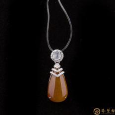 天然A货黄翡18k金镶钻吊坠 水滴黄翡 2.9克