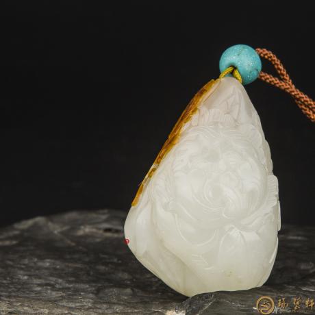 【琢艺轩】新疆和田玉红皮一级白玉籽玉挂件 蝶恋花  30克