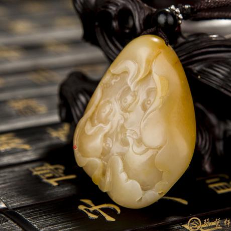 【琢艺轩】新疆和田玉黄皮沁色白玉籽玉挂件  珠联璧合  23克