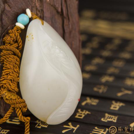【琢艺轩】新疆和田黄皮白玉籽玉挂件 一鸣惊人 54克