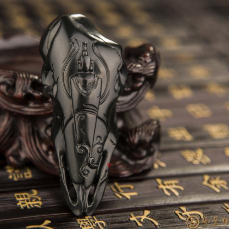 【琢艺轩】新疆和田墨碧籽玉挂件 天佑 30克