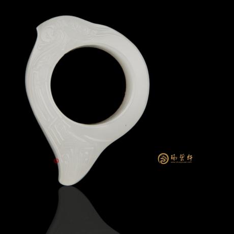 【琢艺轩】新疆和田羊脂白玉扳指 汉韵 13.6克