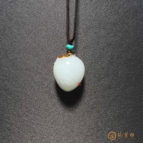 【琢艺轩】新疆和田红皮羊脂白籽玉挂件 寿桃 13克